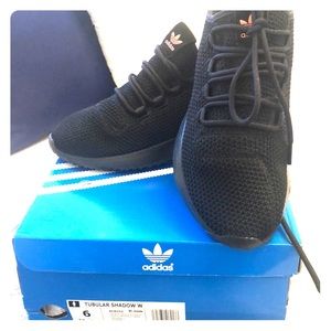 Brand new in box Adidas Tubular Shadow
